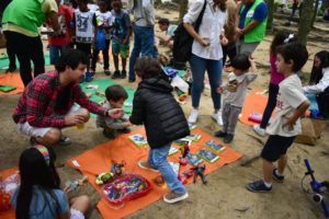 Como proteger nossos filhos do consumismo infantil